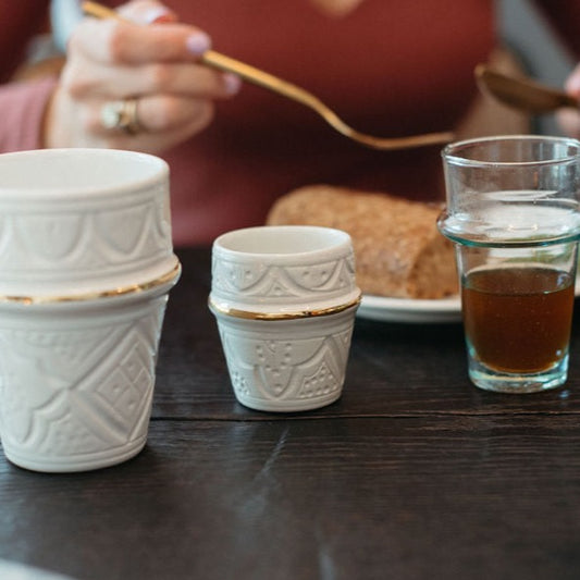 Espresso Becher mit Goldrand