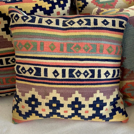 Kelim Kissen abstrakt